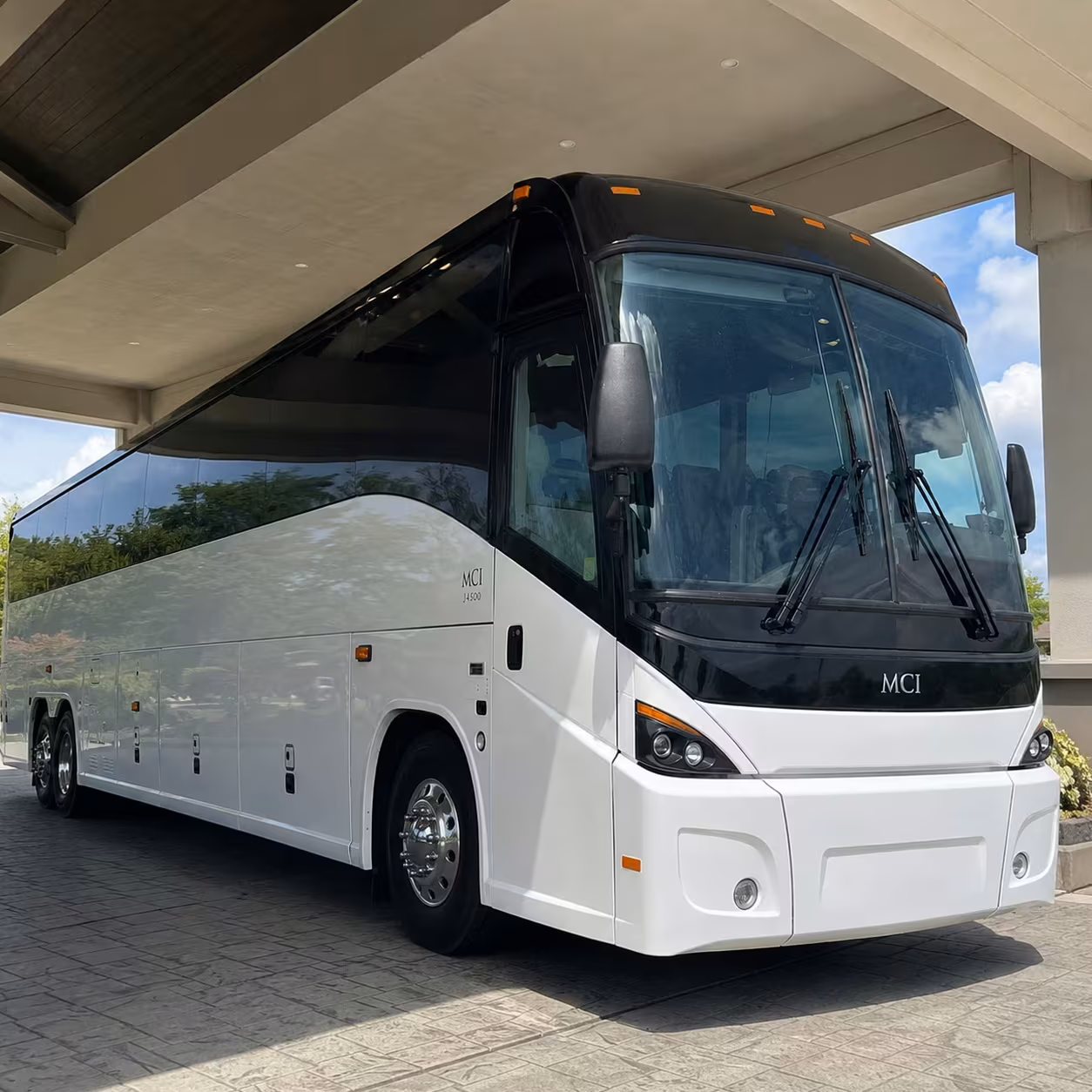 edinburg employee shuttle buses to utrgv and dhr health
