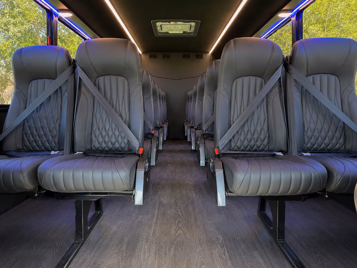 edinburg minibus rentals for youth sports teams