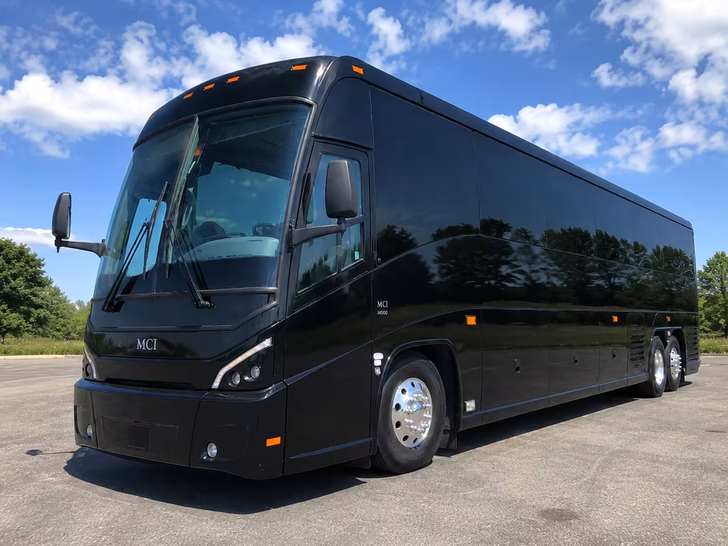 quinceanera and wedding shuttle buses in edinburg